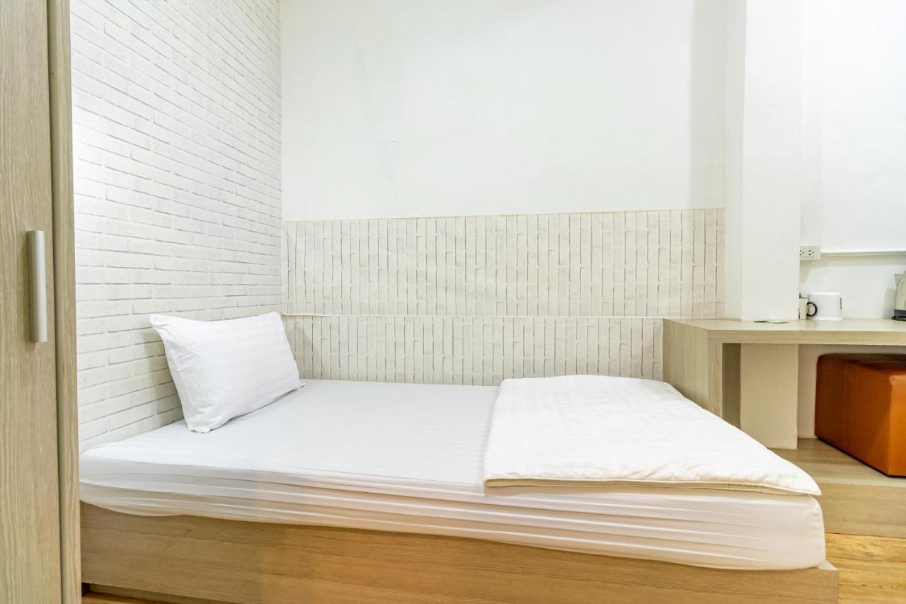 Ze Residence Bang Aor Station Μπανγκόκ Εξωτερικό φωτογραφία