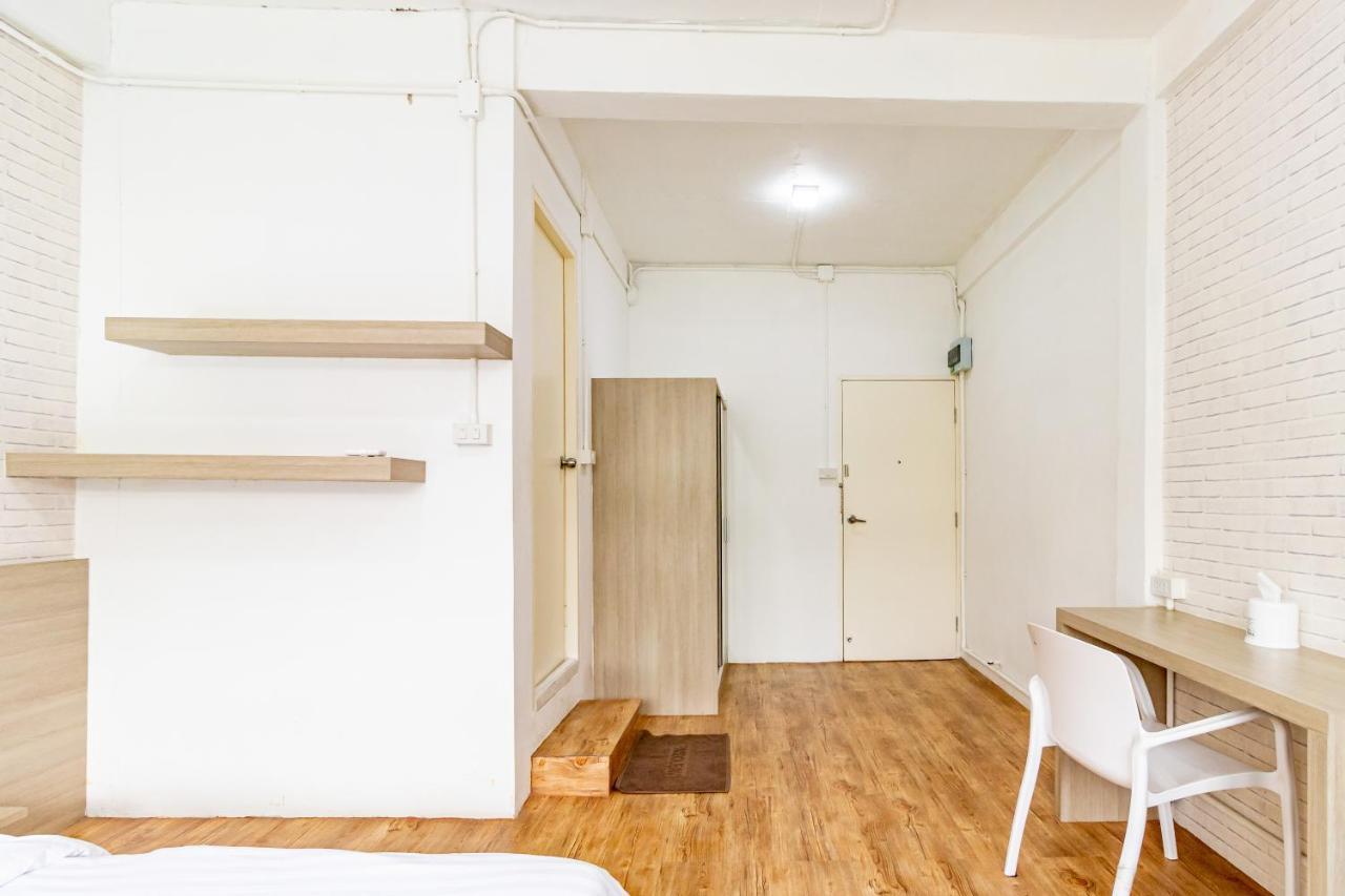 Ze Residence Bang Aor Station Μπανγκόκ Εξωτερικό φωτογραφία