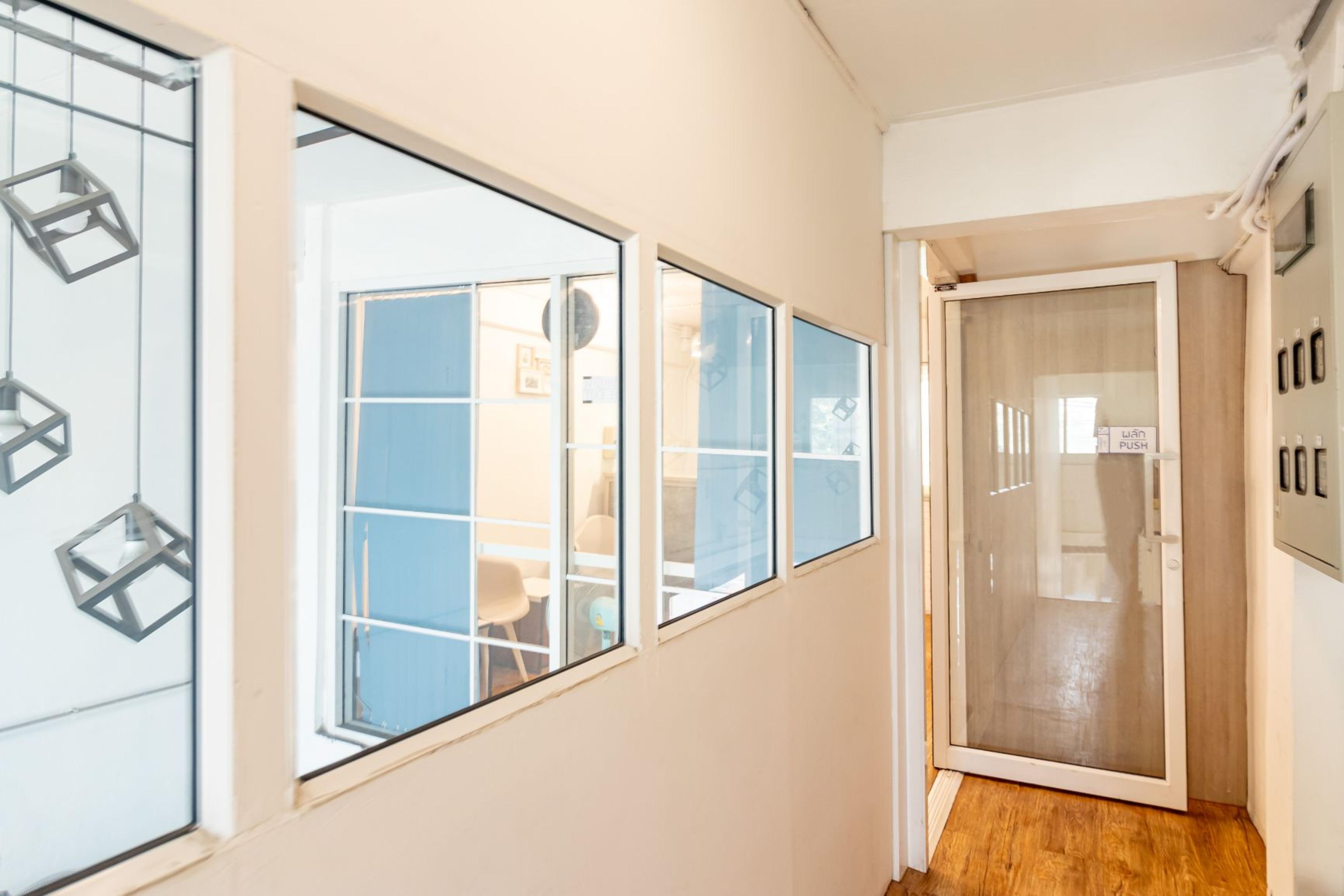 Ze Residence Bang Aor Station Μπανγκόκ Εξωτερικό φωτογραφία
