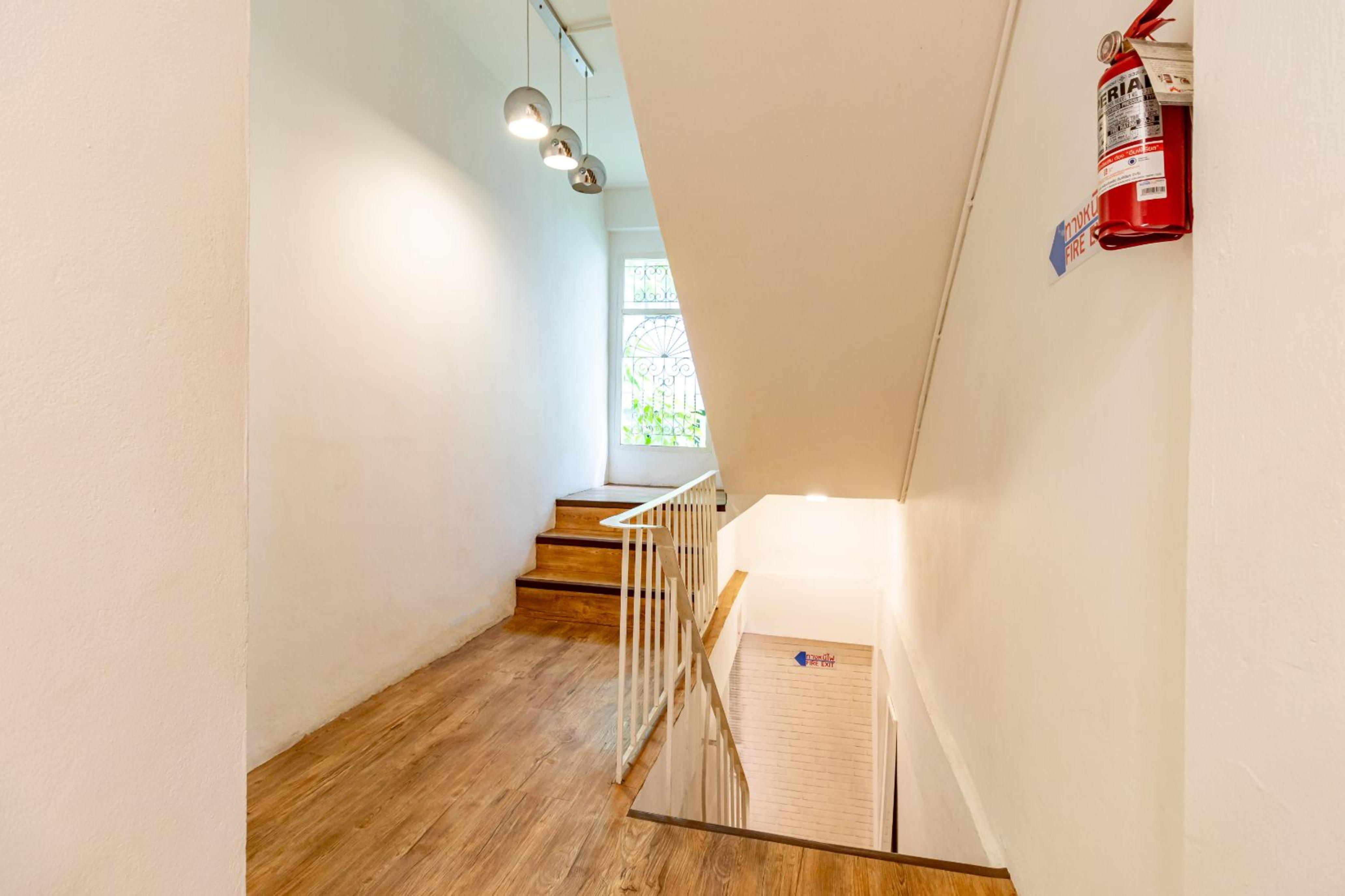 Ze Residence Bang Aor Station Μπανγκόκ Εξωτερικό φωτογραφία